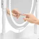 Masuta de Toaleta cu Iluminare LED, Oglinda Ovala si Scaun